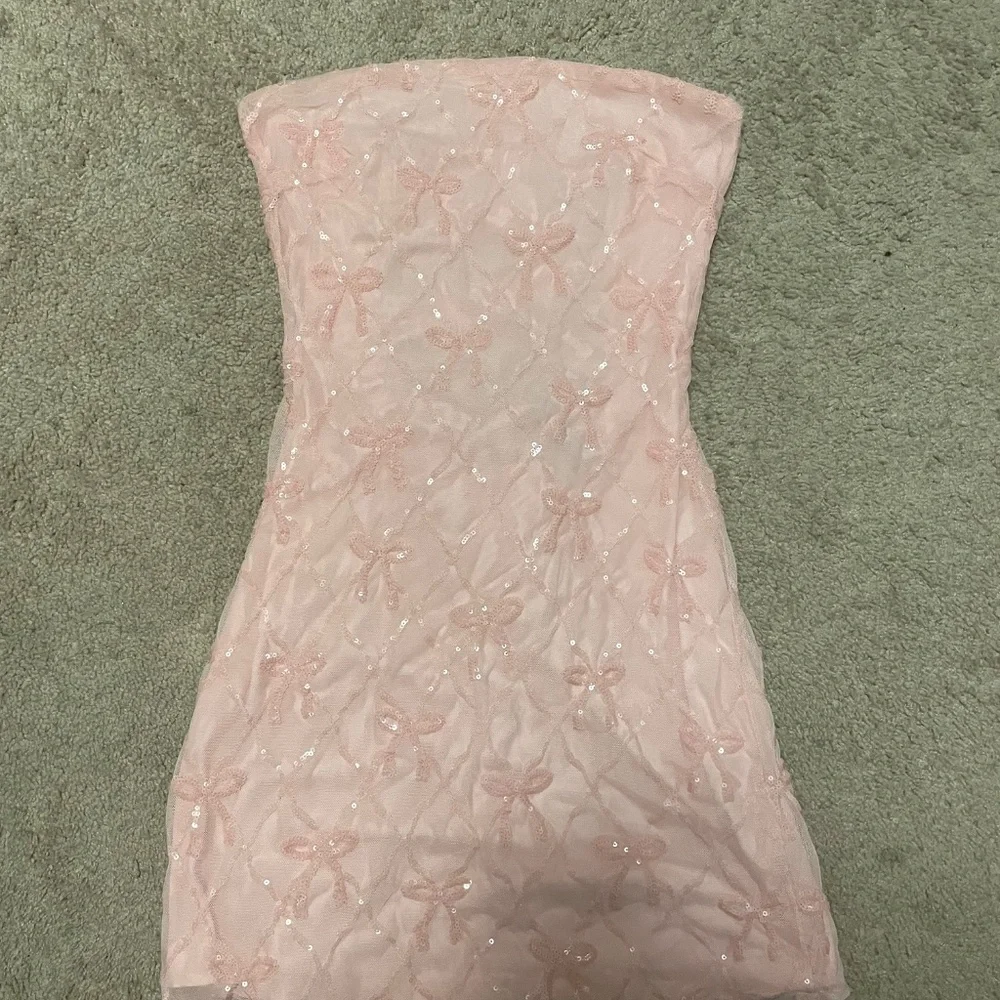 Dress - Picture 2 of 2